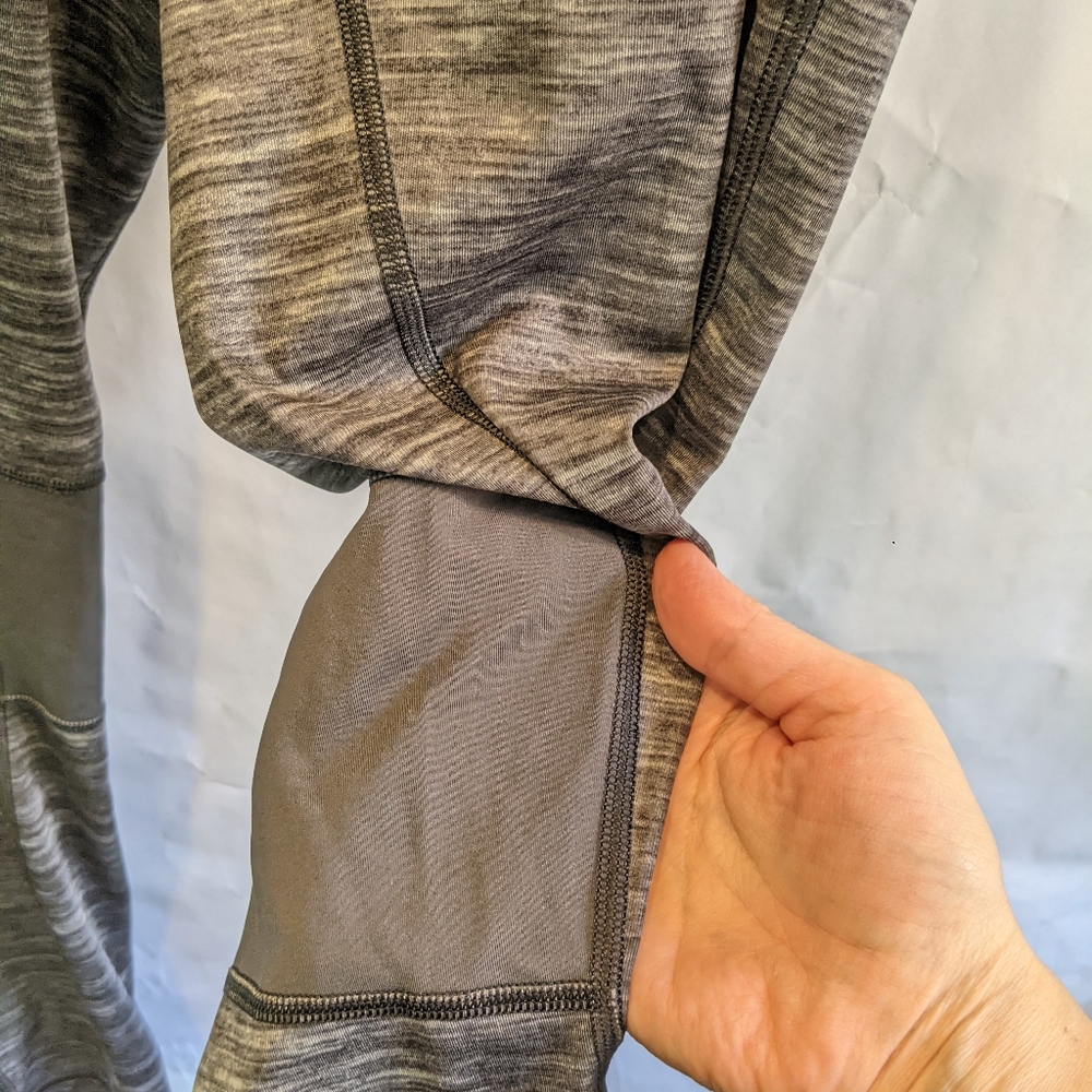 Lululemon Surge tights size M XL in EUC - Picture 9 of 14